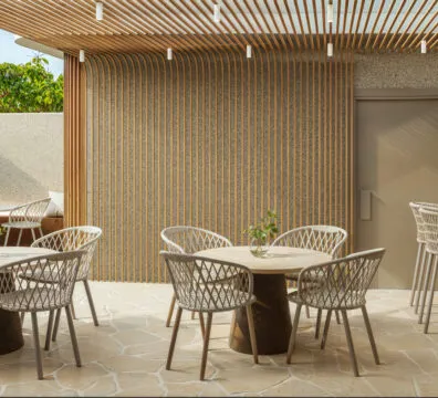 AP02_MGA_SOLEIL_RESTAURANTE